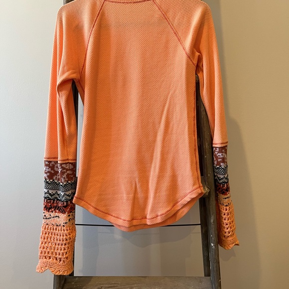 FREE PEOPLE | In The Mix Long Sleeve Top - Picture 3 of 7